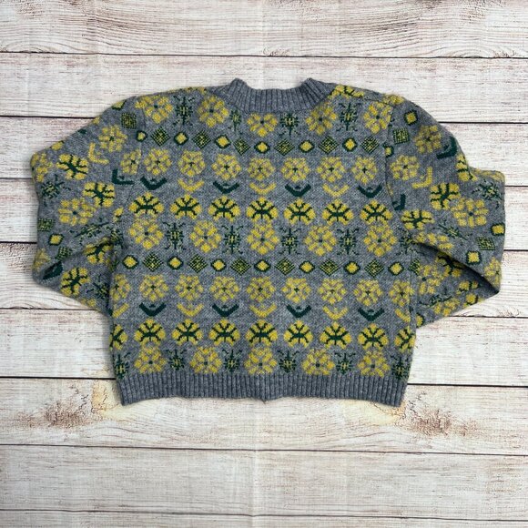 Dazy Gray Cropped Cardigan Sweater Size M Floral Fair Isle Pattern Yellow Green - Picture 2 of 10